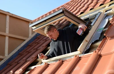 Pose de fenêtres de toit Velux à Épaney